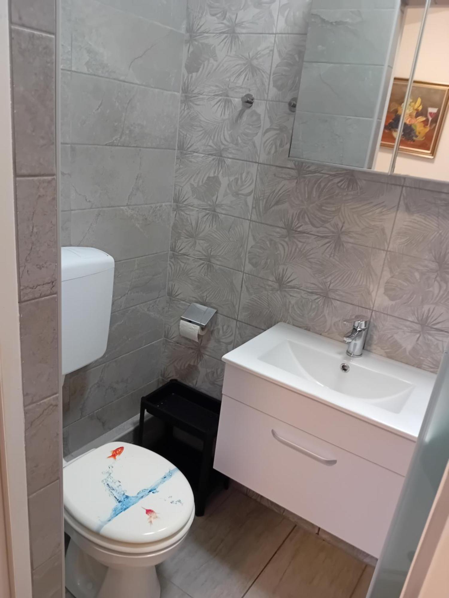 Apatmani Peternel Apartment Vir Luaran gambar